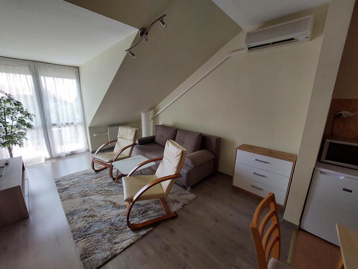 Cserke Napfeny Apartman Cserkeszolo Exterior photo